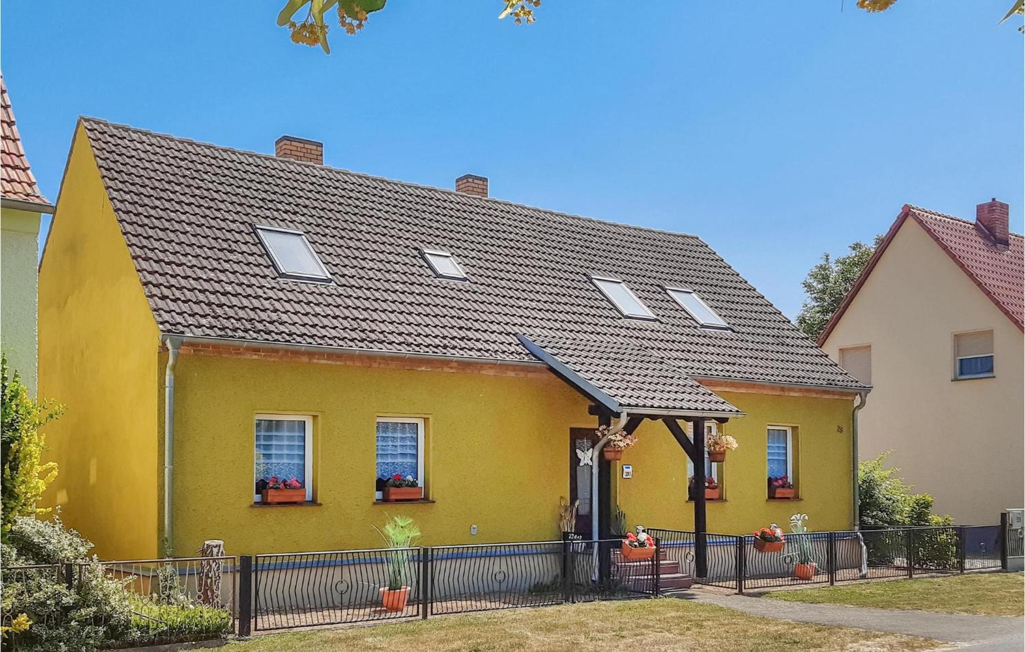 Nice Home In Neu Zauche Ot Caminche With Wifi Caminchen Exterior foto