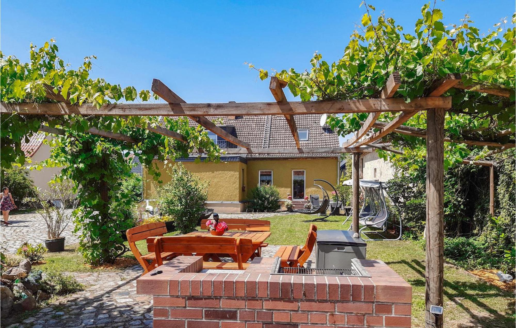 Nice Home In Neu Zauche Ot Caminche With Wifi Caminchen Exterior foto