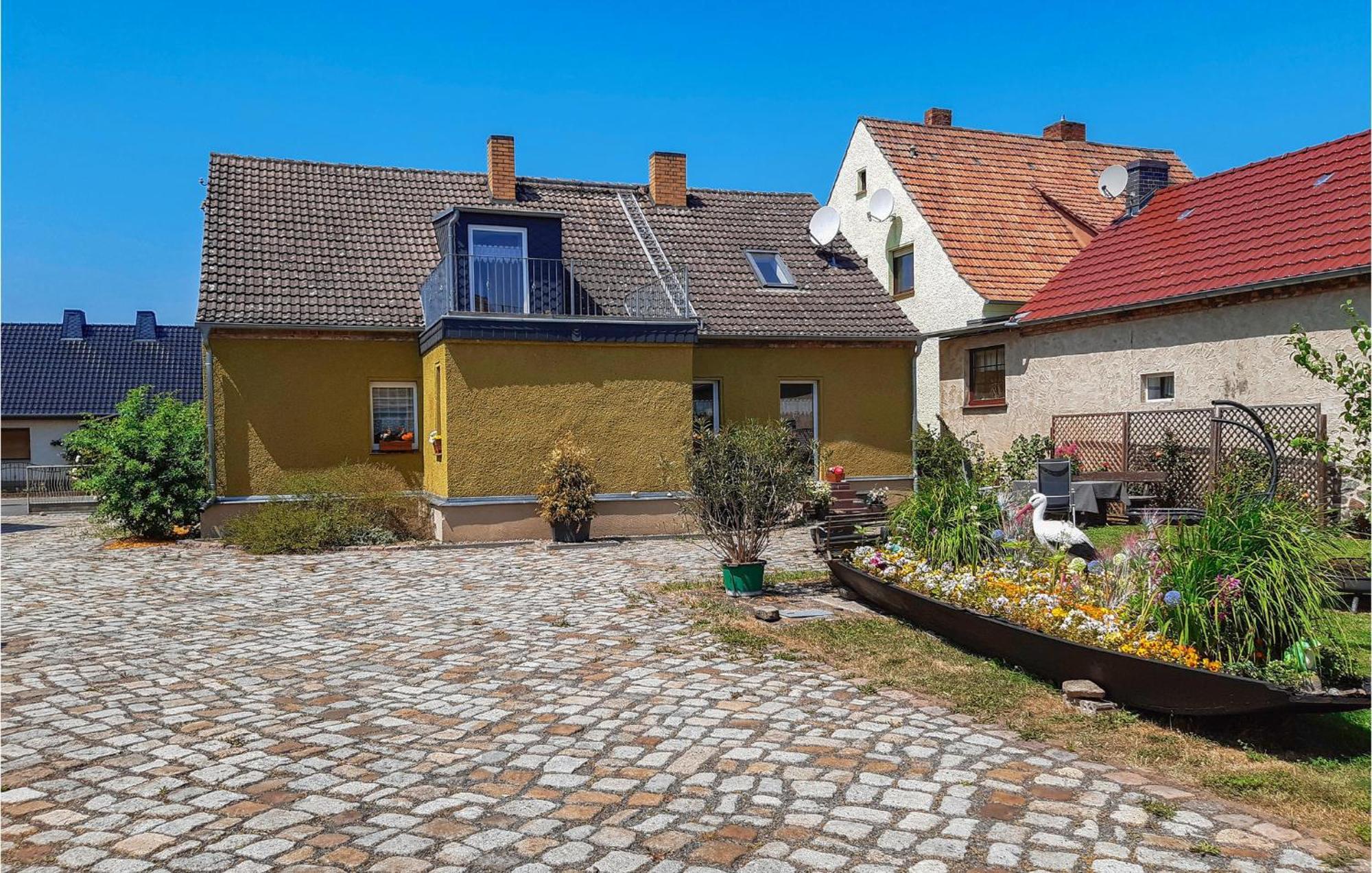 Nice Home In Neu Zauche Ot Caminche With Wifi Caminchen Exterior foto